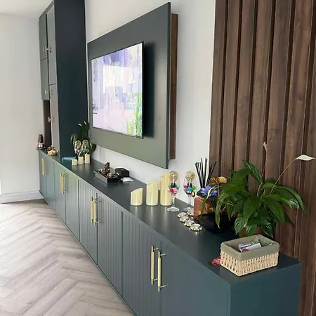 Cosy And Beautiful Vegetarians Only * Dublin