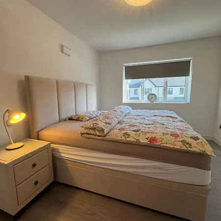 Cosy And Beautiful Vegetarians Only * Dublin